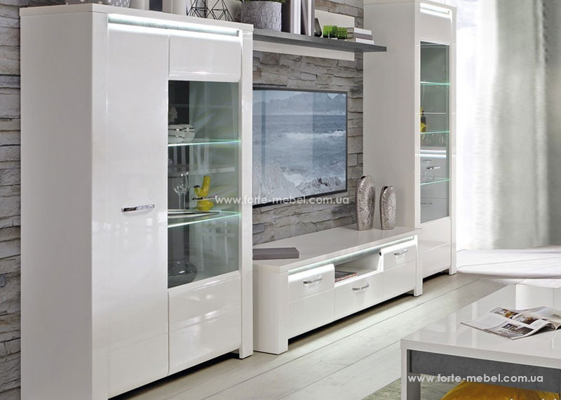 Витрины для гостиной